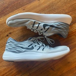 Nike Lunarstelos Grey/Silver